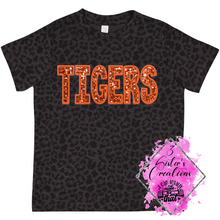Load image into Gallery viewer, 5 Auburn Black Leopard Shirt
