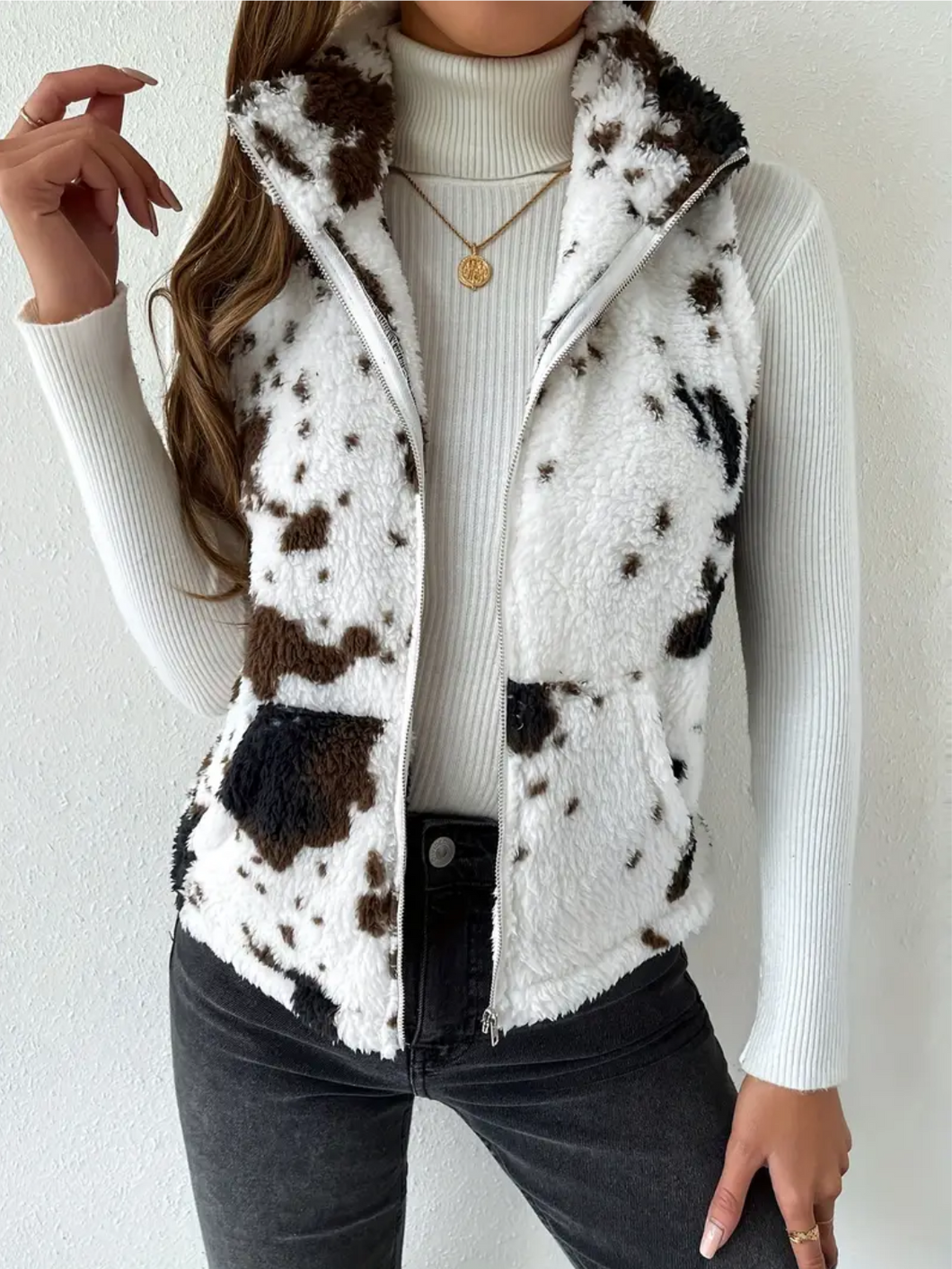 PRE ORDER: COW PRINT VEST {DH190266}