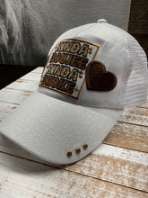 Load image into Gallery viewer, Glitter structured hat.
