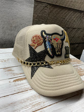 Load image into Gallery viewer, Western Trucker Hat
